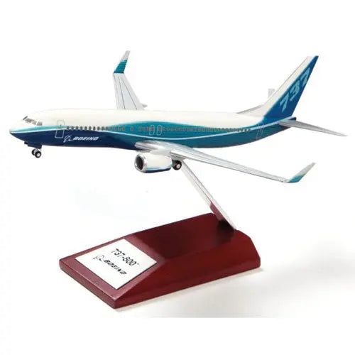 Boeing 737-Max Precision Snap Model on Wooden Base - Scale 1:200 Boeing