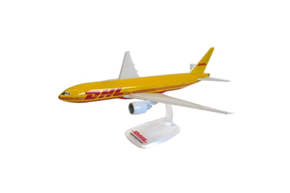 Boeing 777F - DHL Plastic model PPC