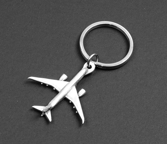 Boeing 787 Keyring Clivdone