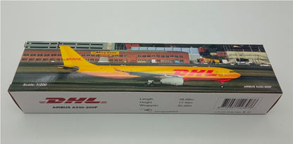 Airbus A330-200F - DHL / European Air Transport plastic model PPC