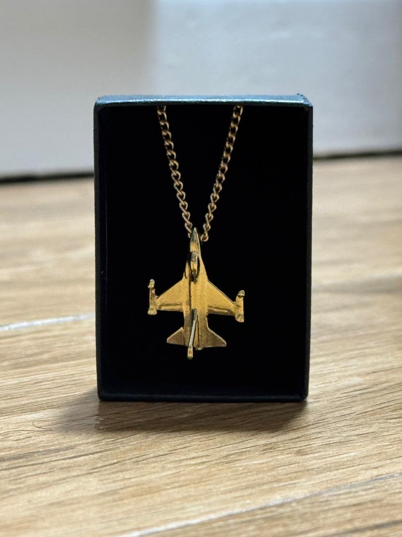 F16-Falcon Pendant Necklace Clivedon