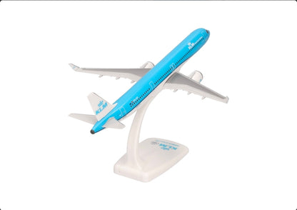 A321neo - KLM plastic model Herpa snap